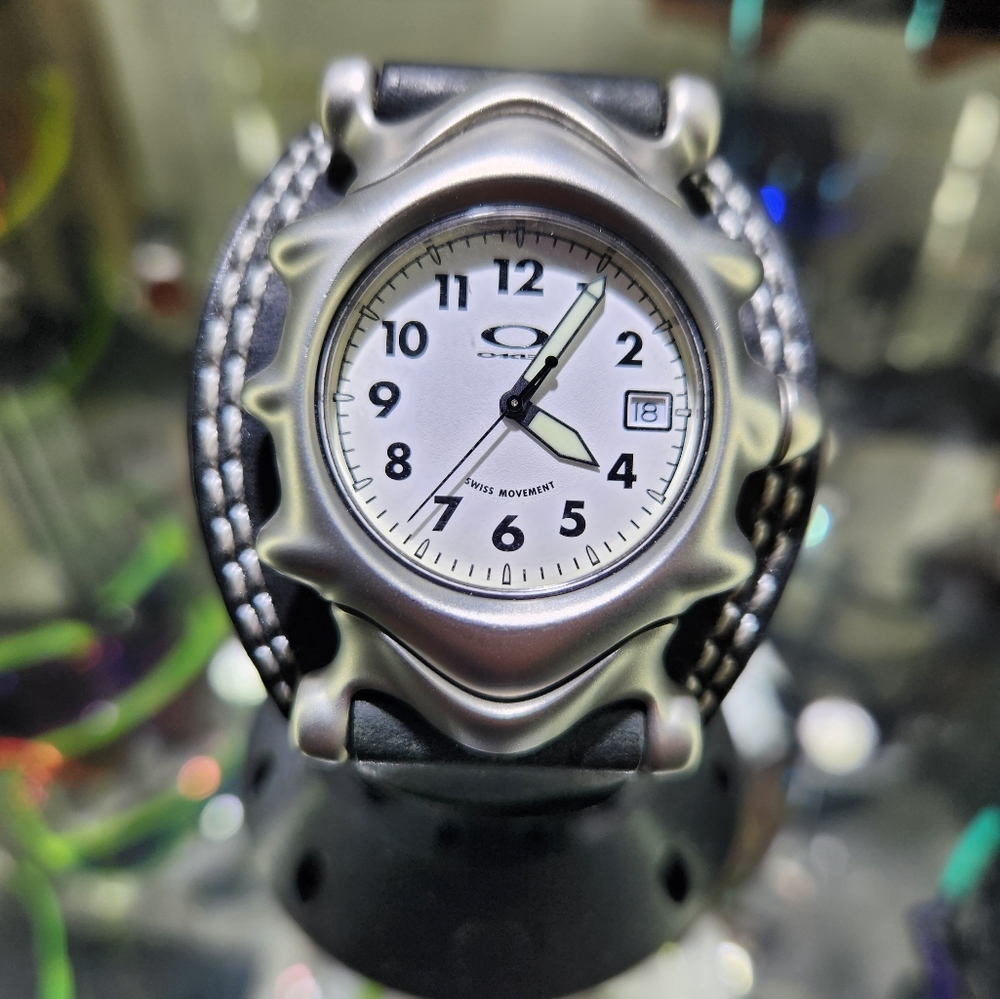 Oakley black Saddleback watch